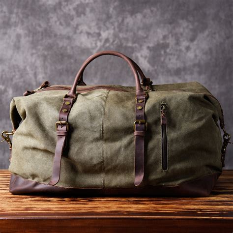 overnight duffle bags for men.